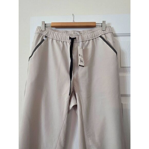 FIGS Limited Edition! High Vis Tansen Joggers Mens M  Tall Reflective Medical NW - Picture 2 of 9